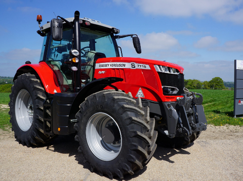 Download PDF for Massey Ferguson MF 7718, 7718S Tractor Parts Catalog Manual (F049023-999999)