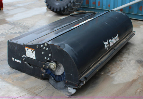 Bobcat Sweeper 84 Operation & Maintenance Manual S/N A00A00101 & Above 6904232 enUS PDF Download - Manual labs