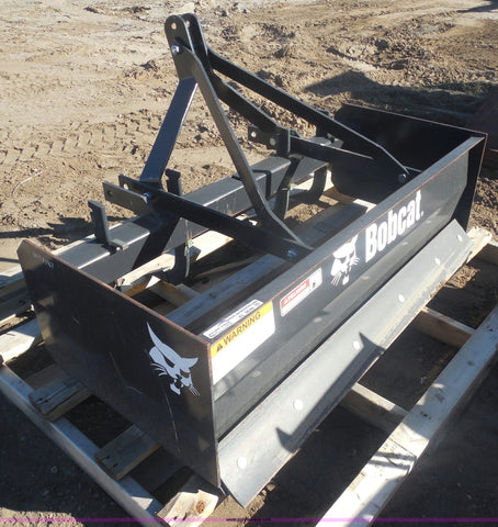 Bobcat Three-Point Box Blade 3BB60, 3BB72, 3BB84 Operation & Maintenance Manual S/N AL1600101, S/N AL1700101, S/N AL1800101 & Above 6989542 enUS PDF Download - Manual labs