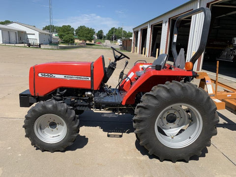 Download PDF for Massey Ferguson MF 1433V/1440V TRACTOR Parts Catalog Manual