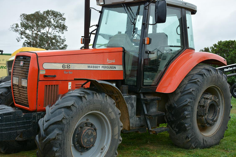 Download PDF for Massey Ferguson MF 680 Tractor Parts Catalog Manual (CPE680)