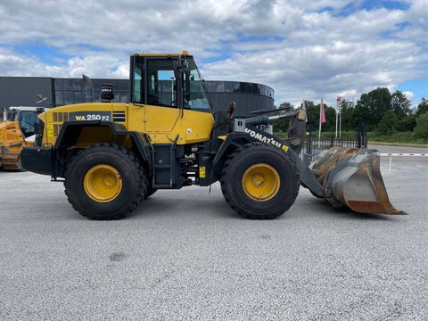 WA250PZ-6 Komatsu Wheel Loader Parts Catalog Manual S/N 75750-UP (For N.America) - PDF File